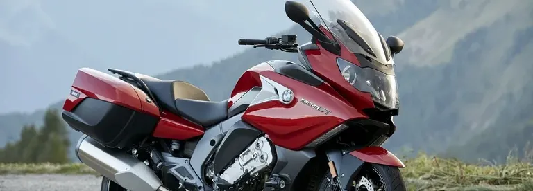 BMW tease un mystérieux bagger : nouvelle déclinaison musclée de la K 1600 ?