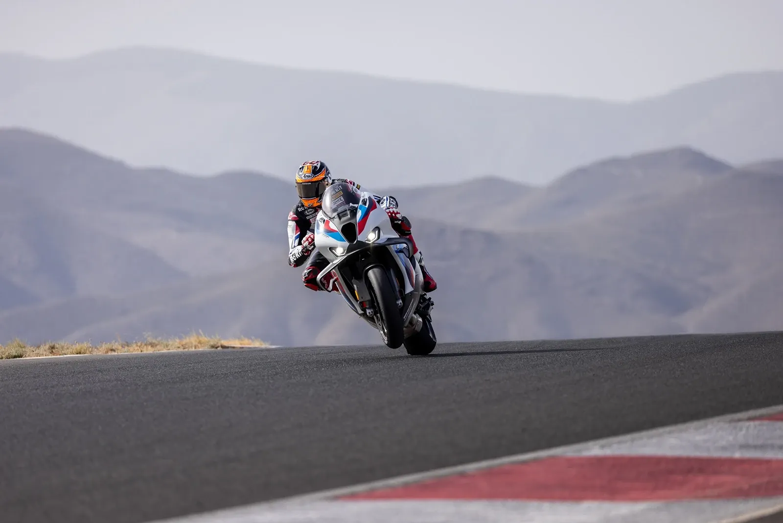 BMW M 1000 RR 5