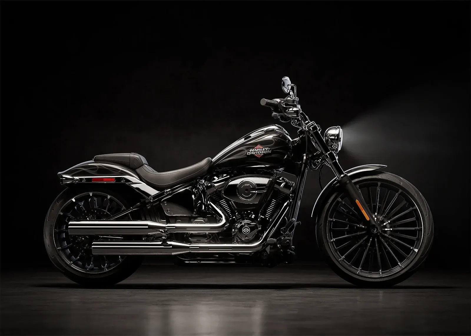 Harley-Davidson Breakout 5