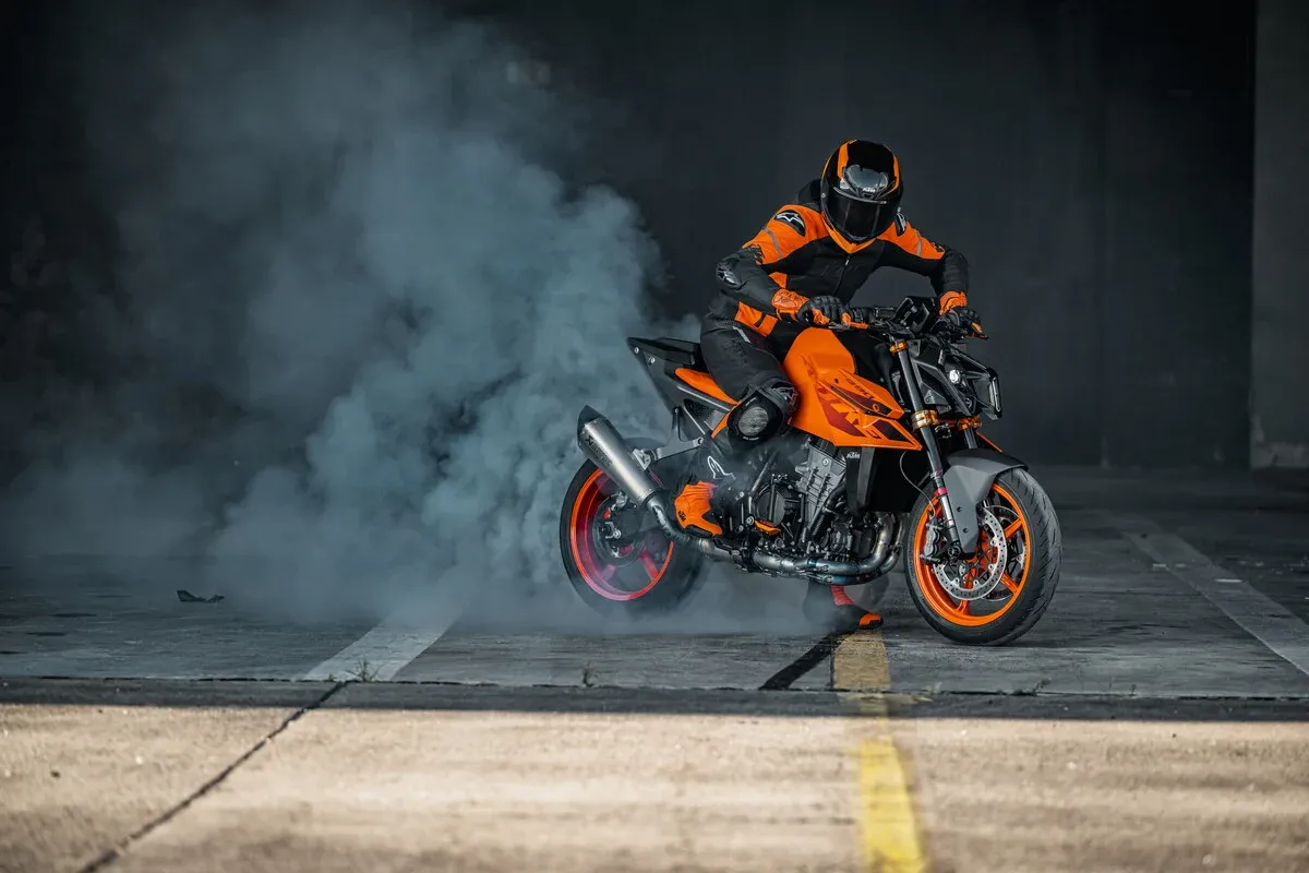 KTM 990 DUKE 3