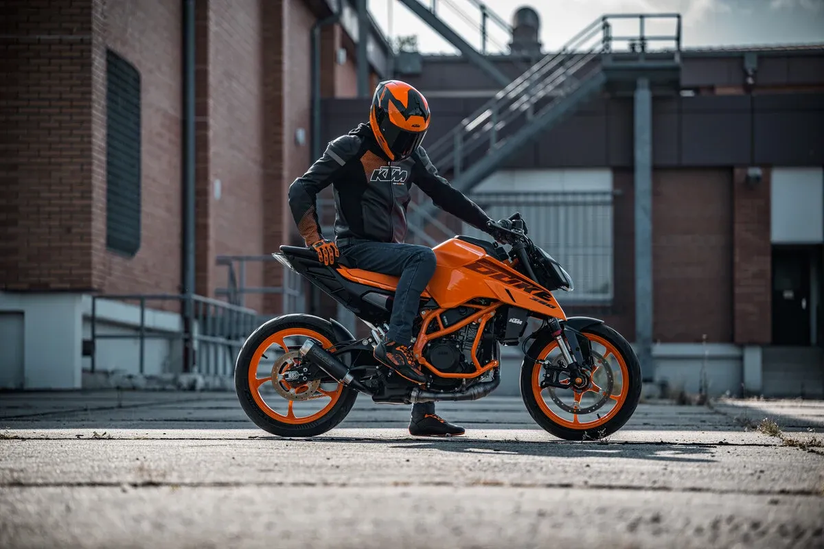 KTM 390 Duke 5