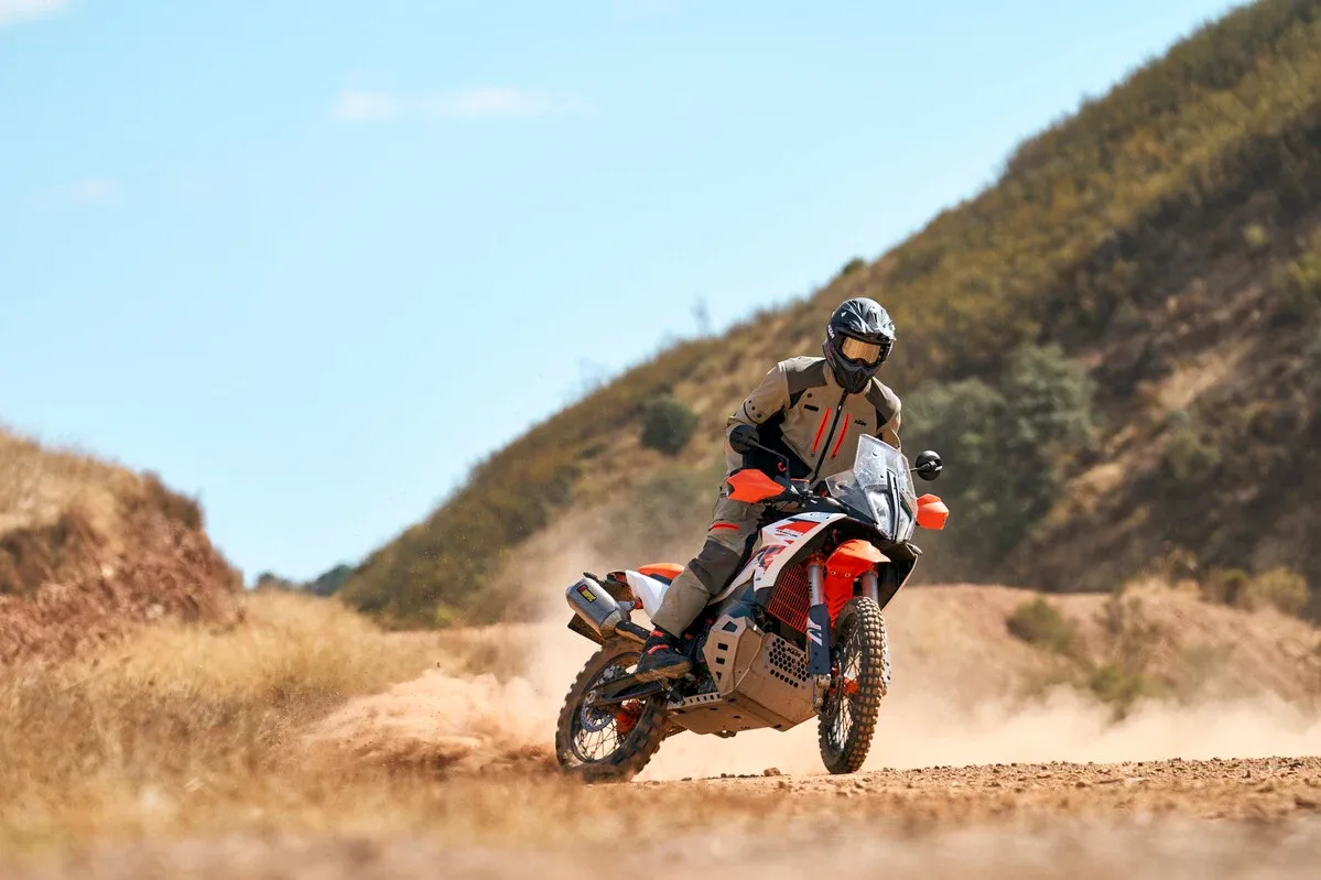 KTM 890 Adventure R 4
