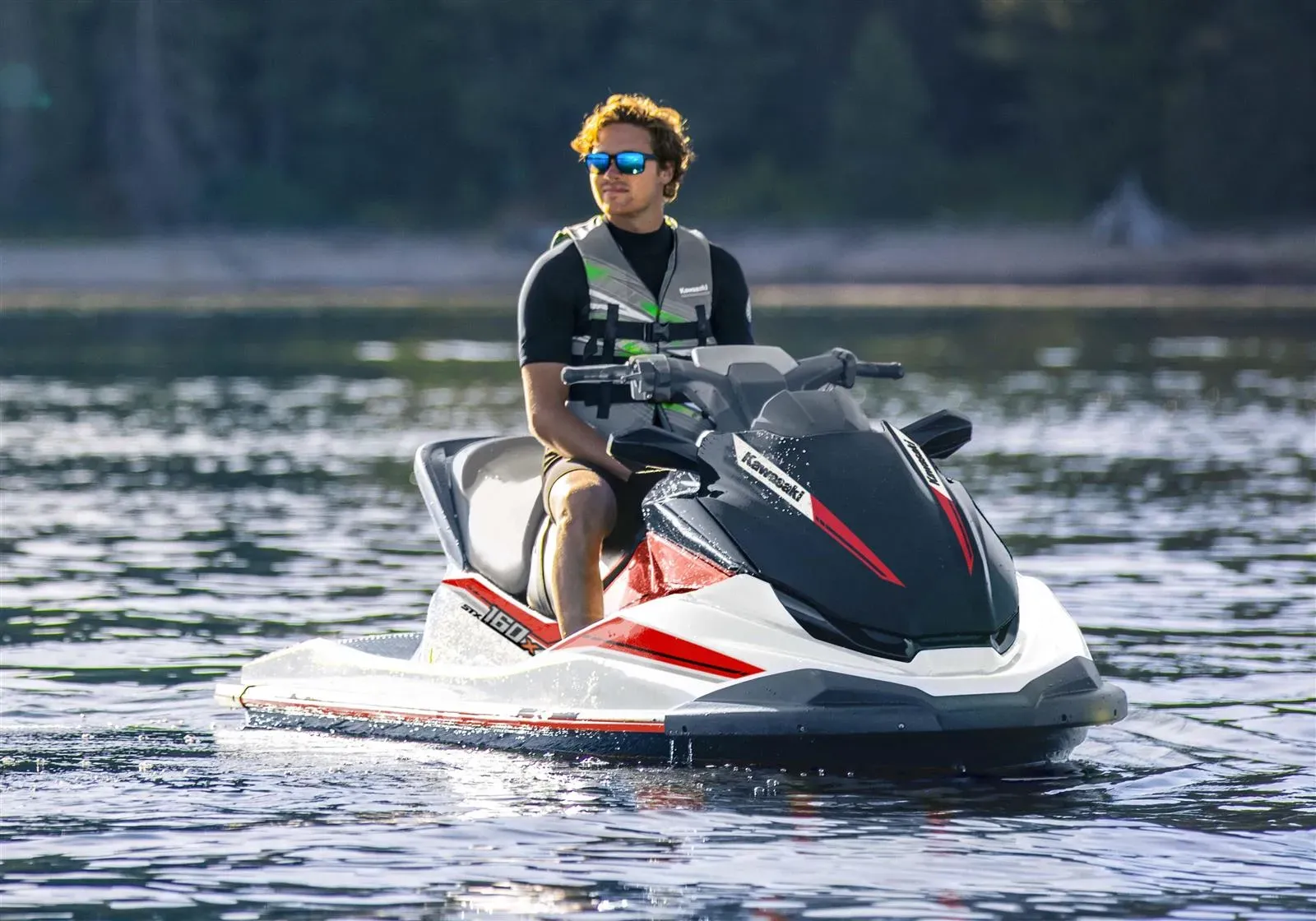Kawasaki Jet Ski STX 160X 6