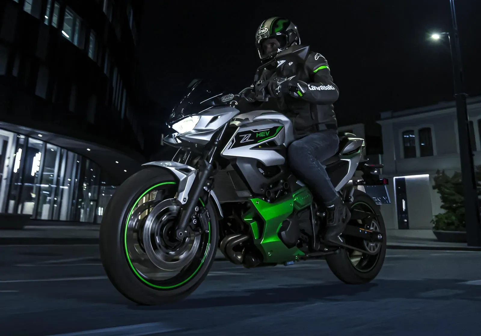 Kawasaki Z7 Hybrid 4