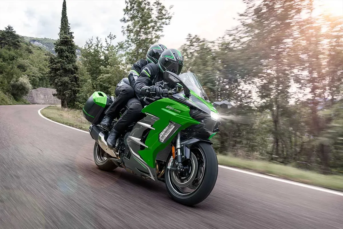 Kawasaki Ninja H2 SX 5
